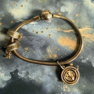Women’s pandora bracelet